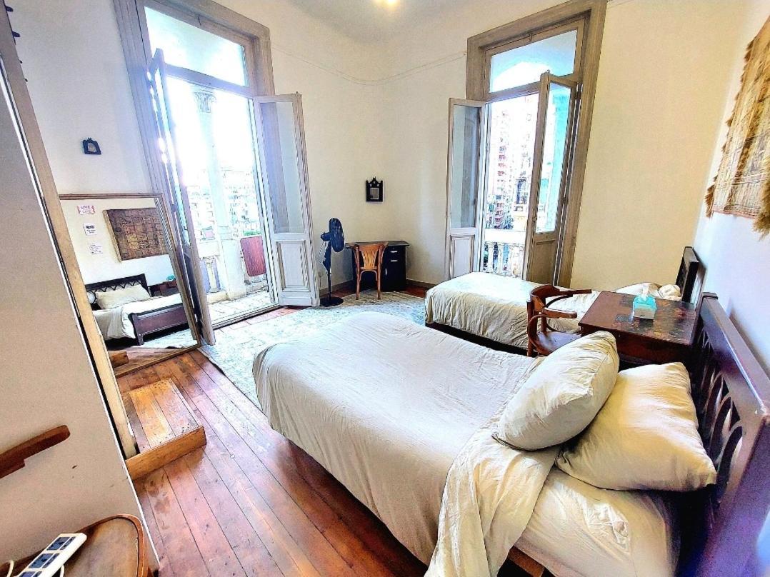 Arab Hostel, Welcoming All Solo And Groups Travellers But, Unmarried Couples Not Allowed Alexandria Bagian luar foto