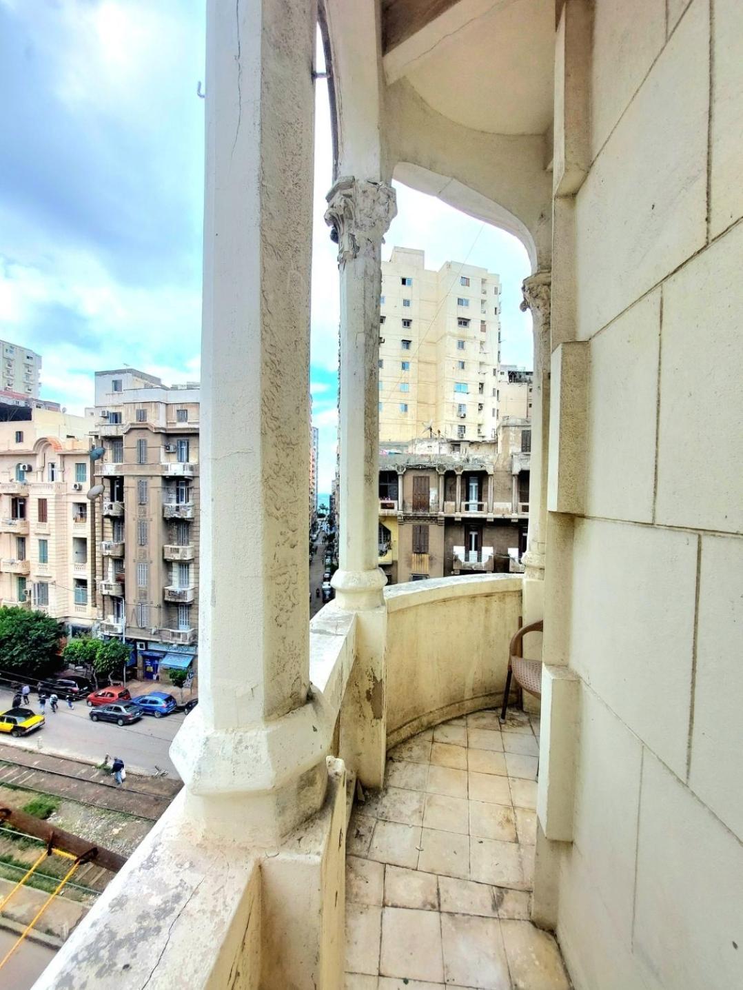 Arab Hostel, Welcoming All Solo And Groups Travellers But, Unmarried Couples Not Allowed Alexandria Bagian luar foto