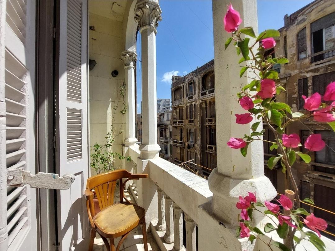 Arab Hostel, Welcoming All Solo And Groups Travellers But, Unmarried Couples Not Allowed Alexandria Bagian luar foto
